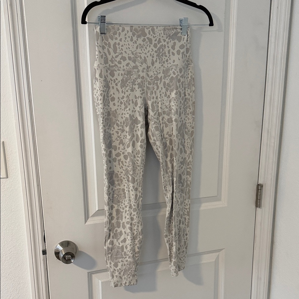 lululemon Align High-Rise 25” Leggings Cheetah Camo Size 6